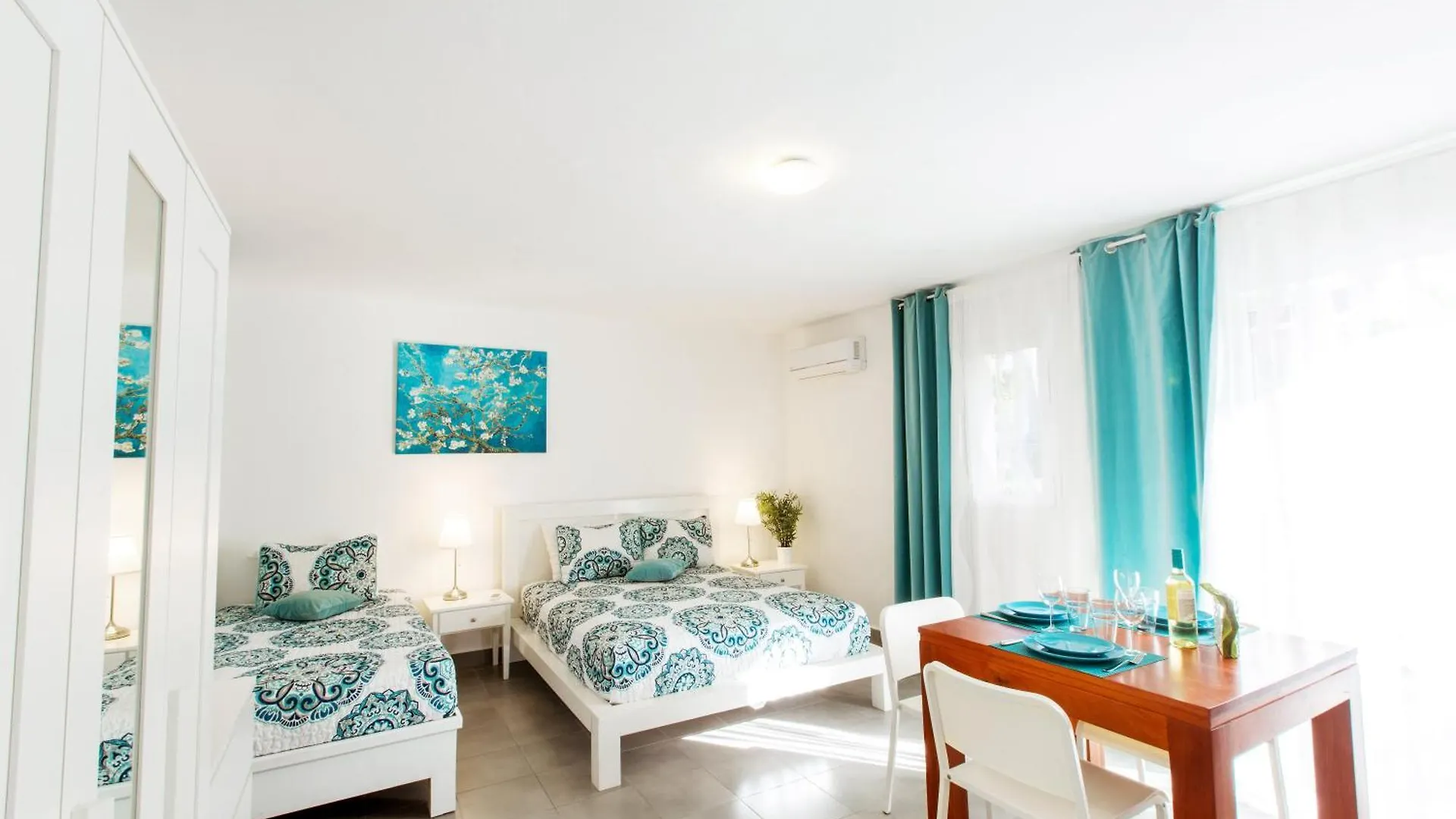 Sol Caribe Suites And Studios With Tropical Pool - Los Corales Beach Punta Cana