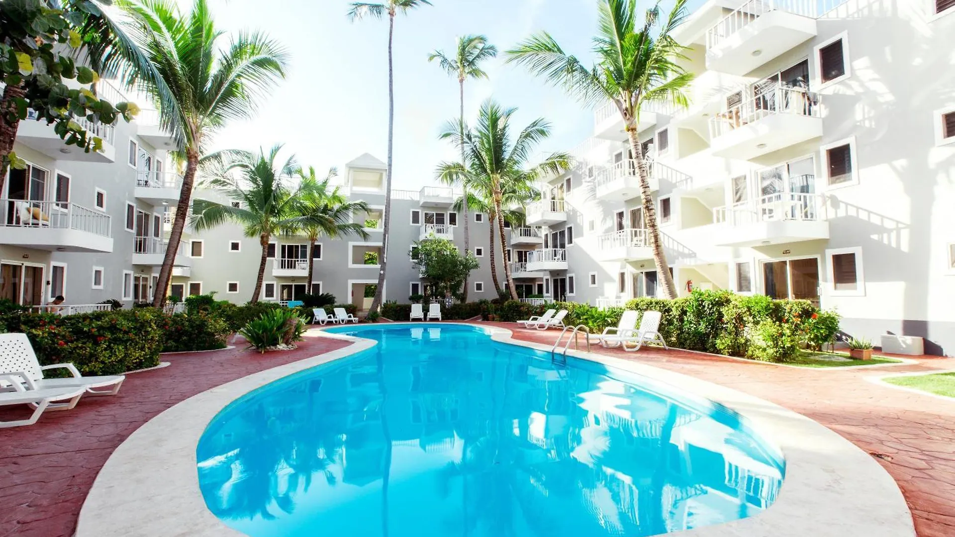 Sol Caribe Suites And Studios With Tropical Pool - Los Corales Beach Punta Cana Hotel