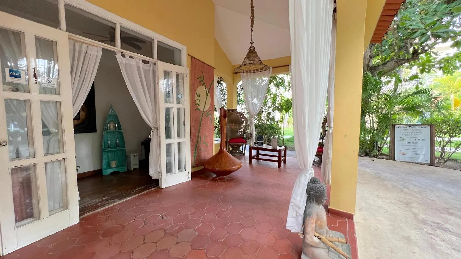 Sol Caribe Suites And Studios With Tropical Pool - Los Corales Beach Punta Cana Hotel